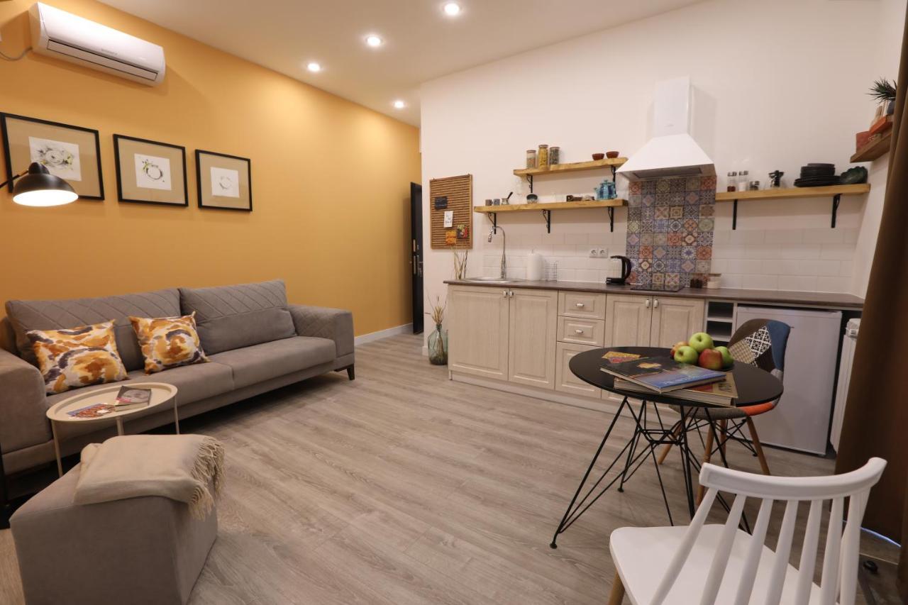 Hotelise I Blue-Poppy Apartment Yerevan Exterior foto
