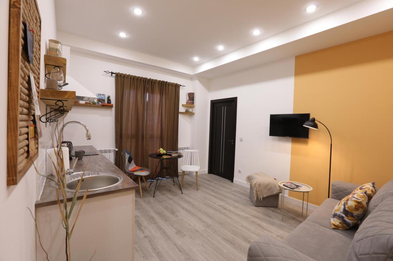 Hotelise I Blue-Poppy Apartment Yerevan Exterior foto