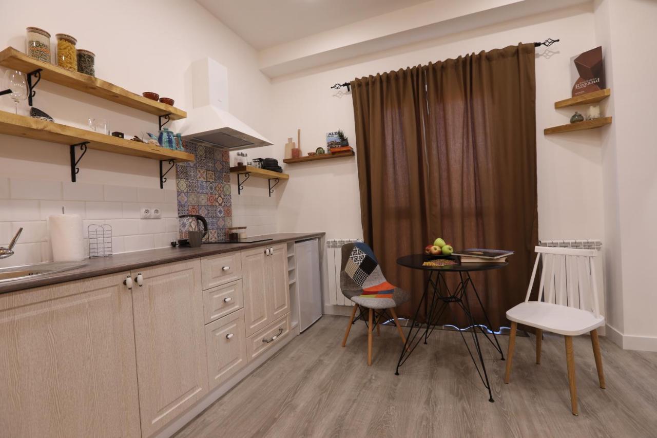 Hotelise I Blue-Poppy Apartment Yerevan Exterior foto