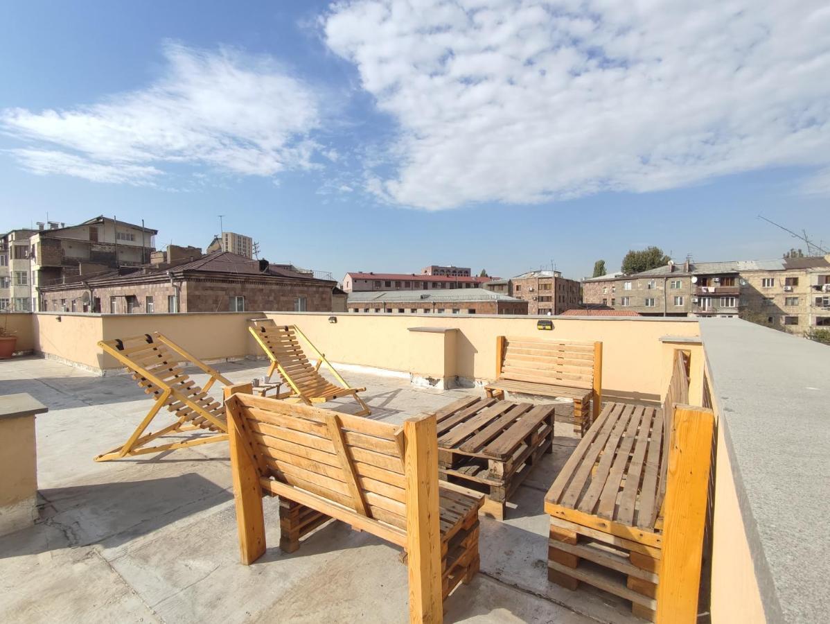 Hotelise I Blue-Poppy Apartment Yerevan Exterior foto